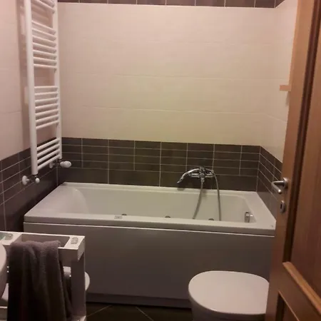 Appartement Via Borghetto Di Vara 13